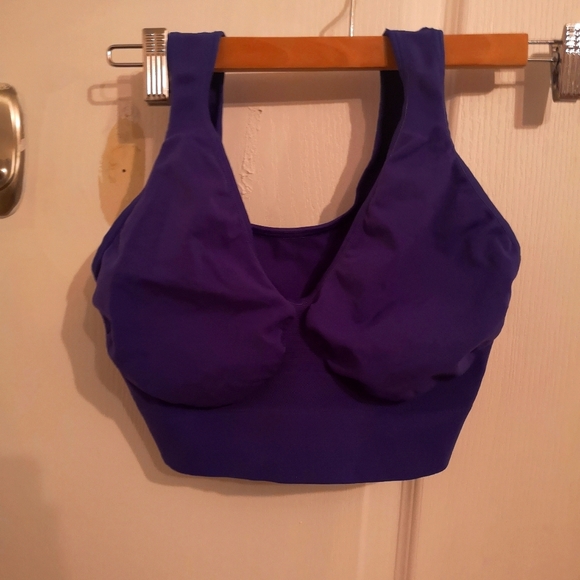 Sports bra - Picture 1 of 2